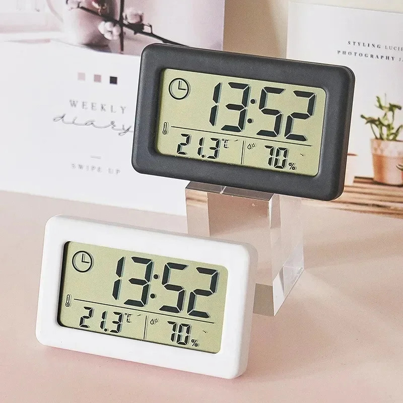 Modern Electronics Gadgets - Digitale Klok Wekkers Slaapkamer Decoratie Bureau.